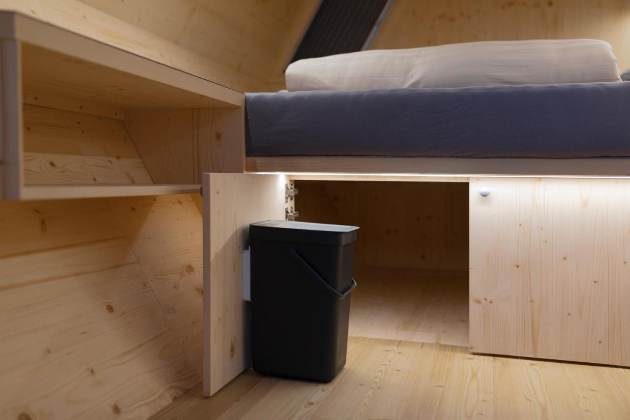Honeybee Hostel - Hisa Kranjske Cebele Visnja Gora エクステリア 写真